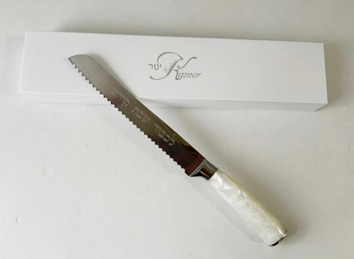 Challah knife with white Resin Handle