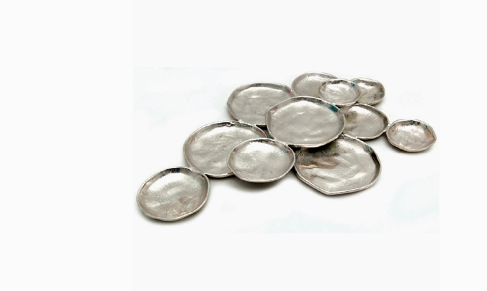 Silver Textured 11-Plate Cluster Platter